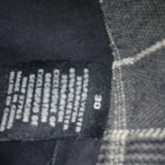 Gotcha Mens 30 Dark Gray Plaid Skater Shorts 30 - Picture 7 of 7